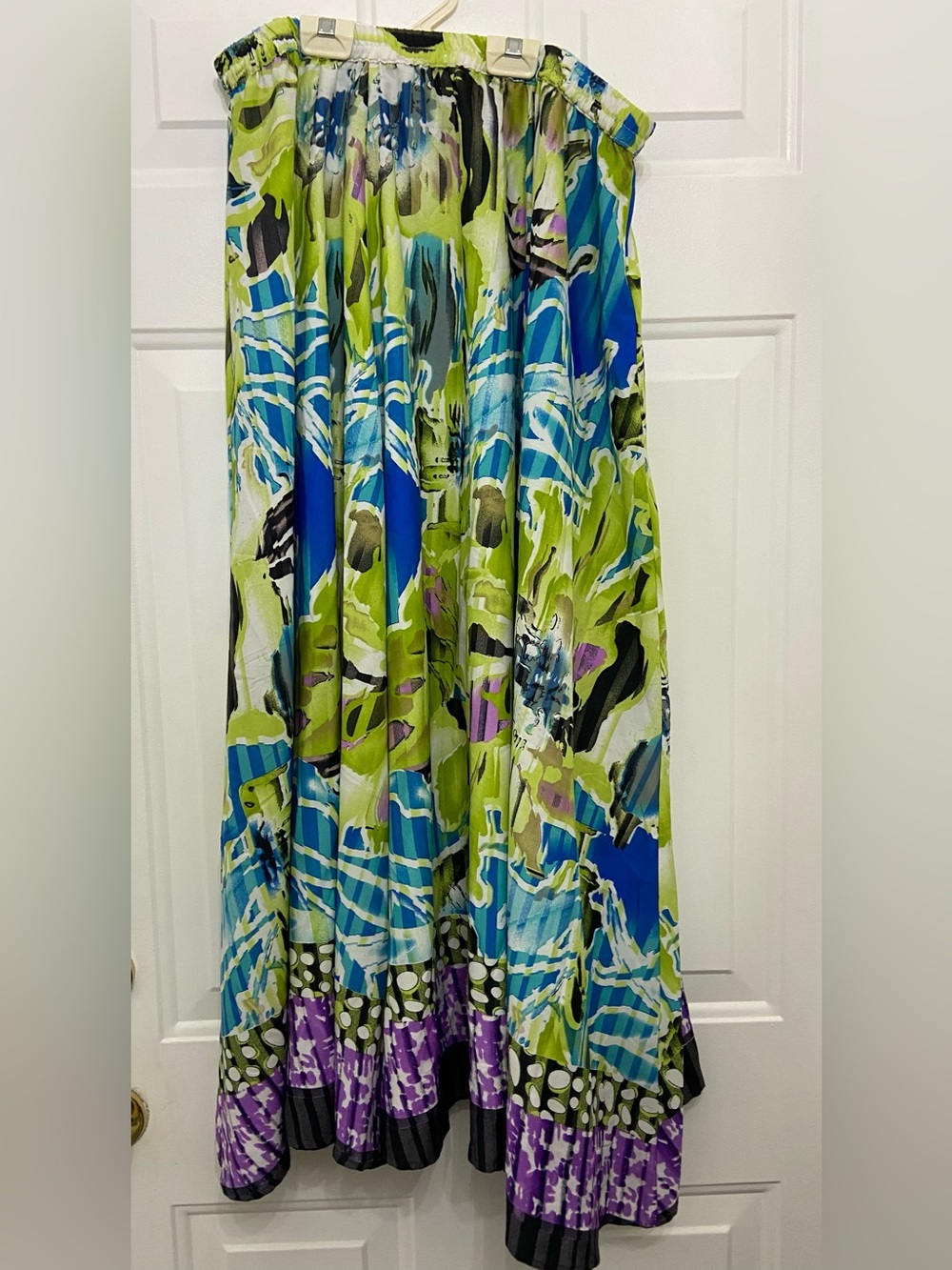 SPENSE Colorful Abstract Print Maxi Skirt - Picture 2 of 10
